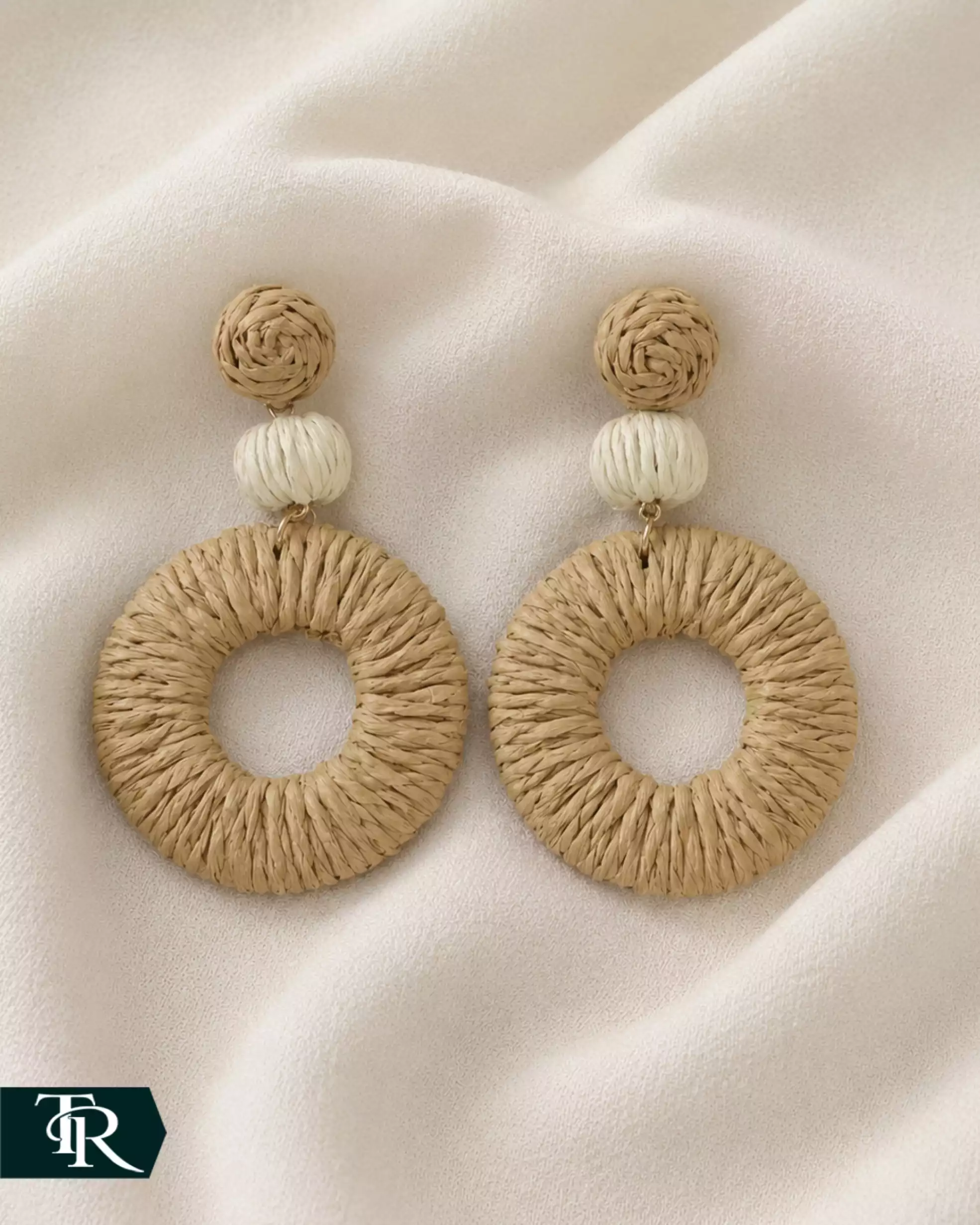 گوشواره میخی کنفی کد43