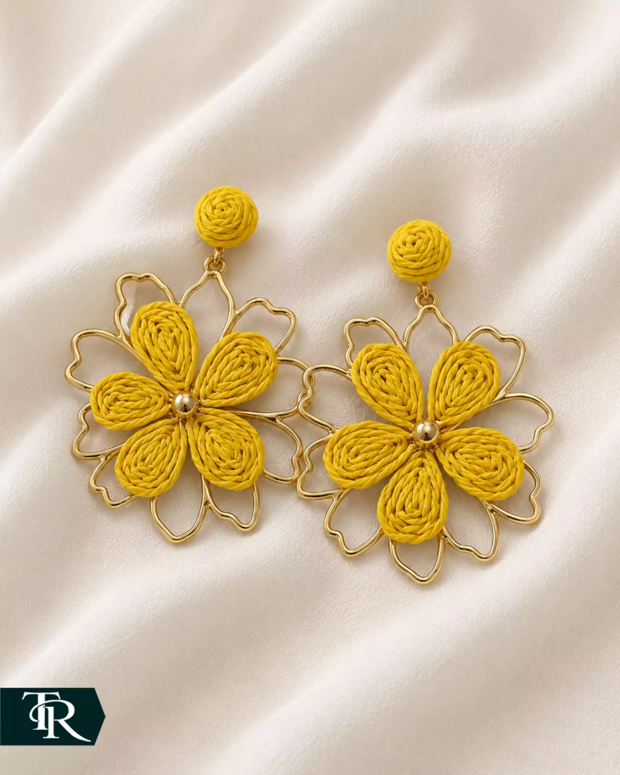 گوشواره میخی کنفی کد40