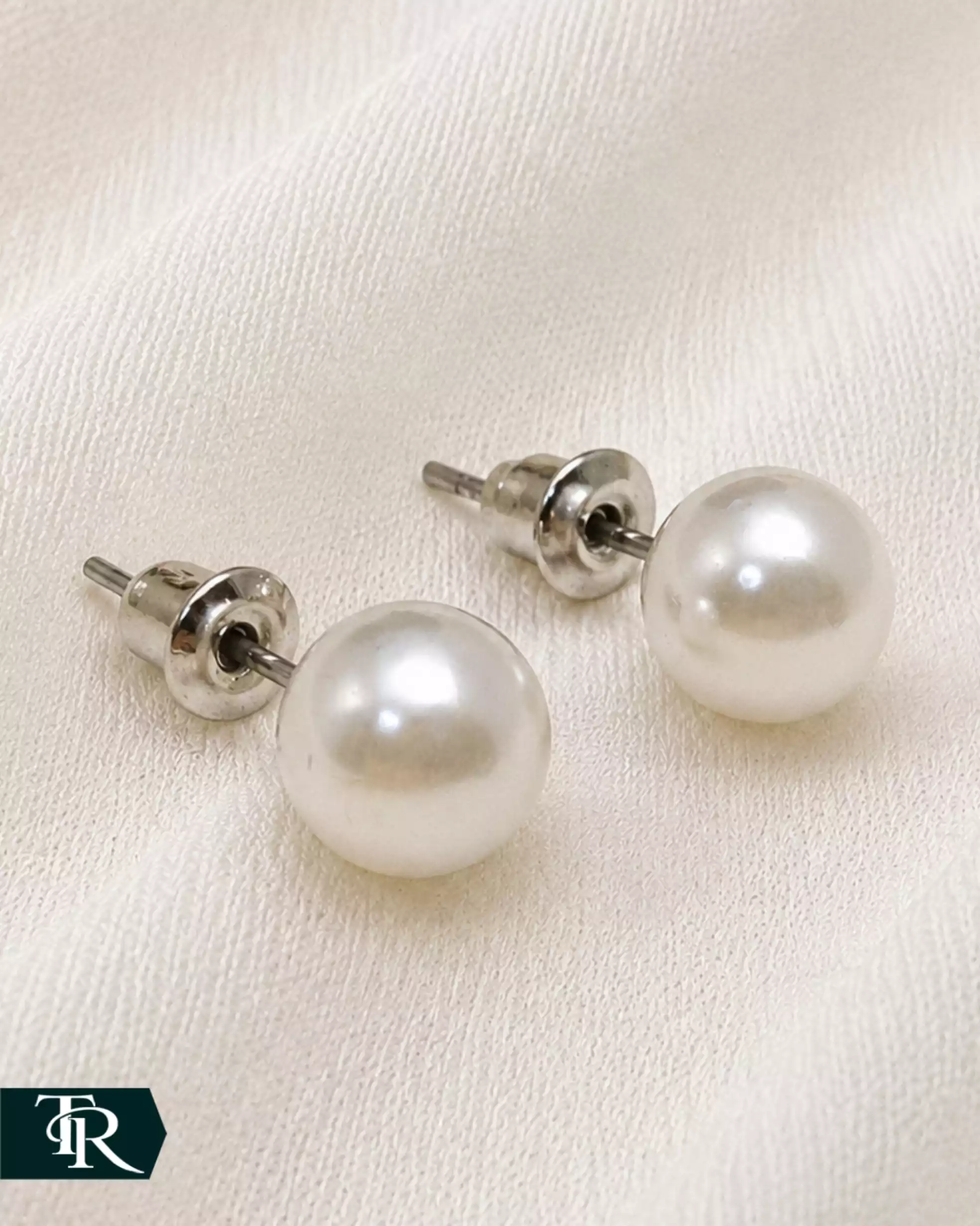 گوشواره میخی مروارید کد68