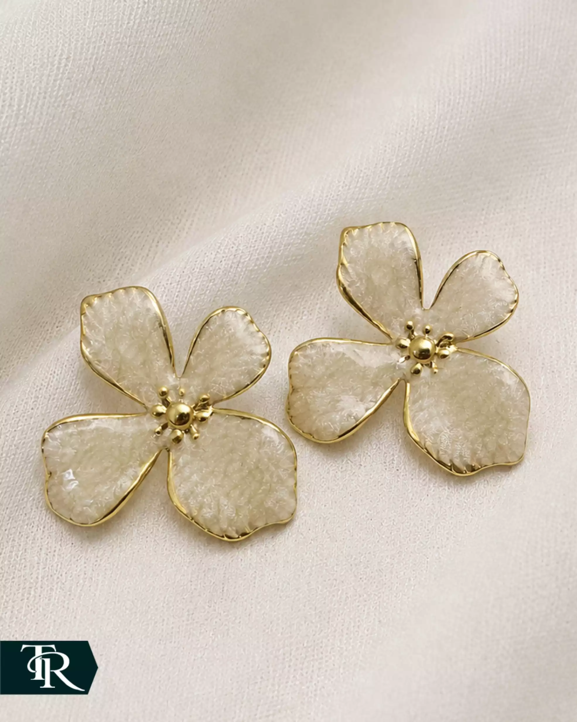 گوشواره میخی میناکاری کد67